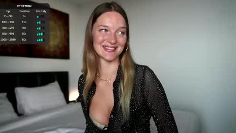 Snapshot of unbelievable__ chatting on December 4, 12:53 am Sasha online show from December 4, 12:53 am