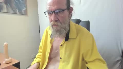 Uncle Hottie online show from February 27, 5:35 pm