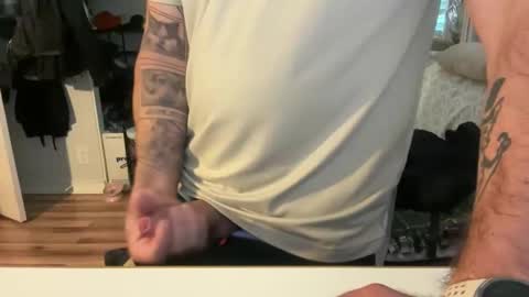 uncutbeard129840 online show from December 5, 12:19 am