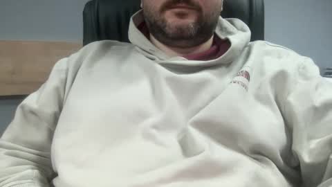 Snapshot of uncutdude321 chatting on December 5, 12:36 pm uncutdude321 online show from December 5, 12:36 pm