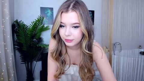 Alice online show from February 16, 2:43 pm