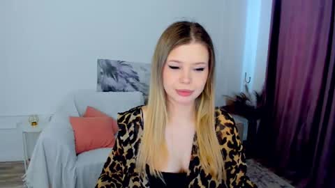 Alice online show from March 23, 3:43 am