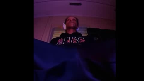 Snapshot of uniballboy chatting on February 9, 2:37 am Uni Ball online show from February 9, 2:37 am