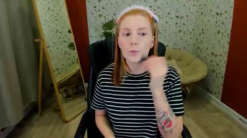 Call me Mira  thumbs up its make me happy online show from December 21, 8:49 pm