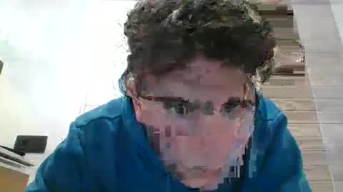 Snapshot of unknownuser414606 chatting on March 12, 6:18 am unknownuser414606 online show from March 12, 6:18 am