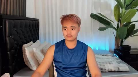 Snapshot of unloadedcumxxx chatting on October 5, 12:03 pm Miss online show from October 5, 12:03 pm