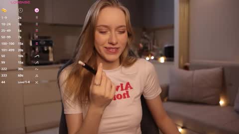 Snapshot of unnabella chatting on February 13, 7:10 pm UnnaBella online show from February 13, 7:10 pm