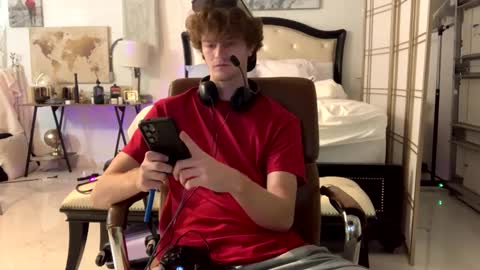 Stepbro online show from February 7, 5:29 pm