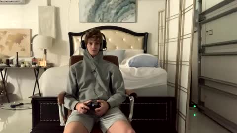 Stepbro online show from February 8, 11:12 am