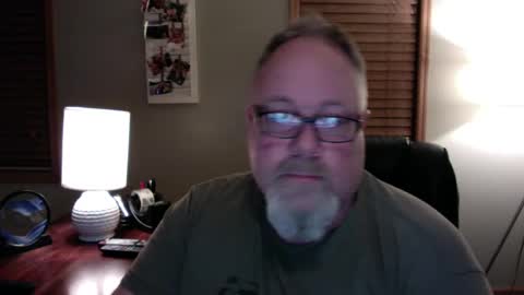 up2later online show from January 4, 4:33 am