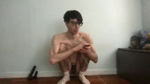 Snapshot of upsetboy chatting on May 4, 7:43 pm deaf mute boy online show from May 4, 7:43 pm