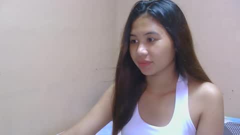 Snapshot of ur_akiradesu chatting on October 27, 1:26 pm akira online show from October 27, 1:26 pm