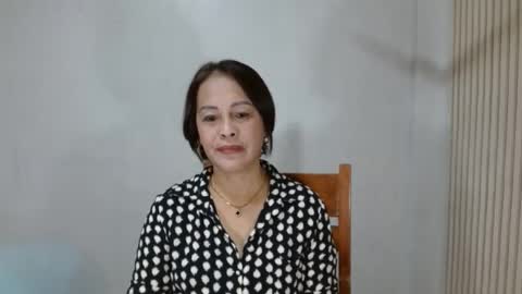 Snapshot of ur_asianbemvie69 chatting on June 23, 8:23 am bemvie online show from June 23, 8:23 am