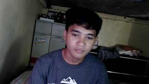 Snapshot of ur_asianversarap chatting on February 27, 1:49 am asian versarap online show from February 27, 1:49 am