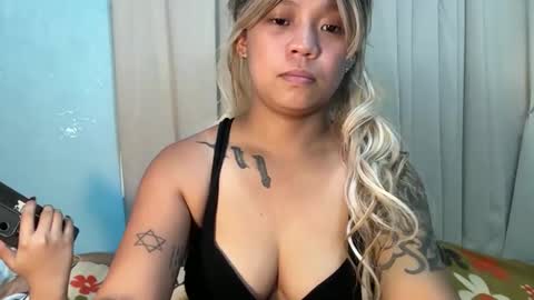 calli online show from June 1, 6:09 pm