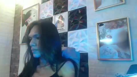 Snapshot of ur_chrizzy_fav chatting on October 9, 7:50 am chrizzy online show from October 9, 7:50 am