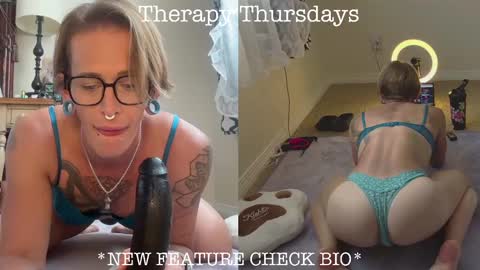 Snapshot of ur_goddess_daylee chatting on October 9, 9:24 pm Goddess online show from October 9, 9:24 pm