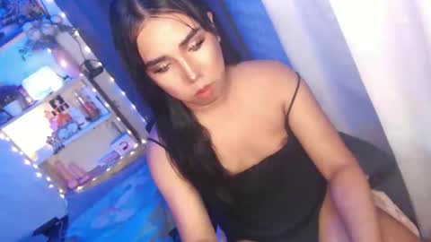 Snapshot of ur_hot_tommiexx chatting on March 6, 4:52 am jennie online show from March 6, 4:52 am