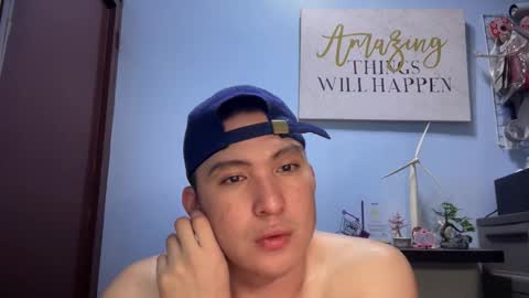 Ur jayqutee online show from December 17, 3:29 pm