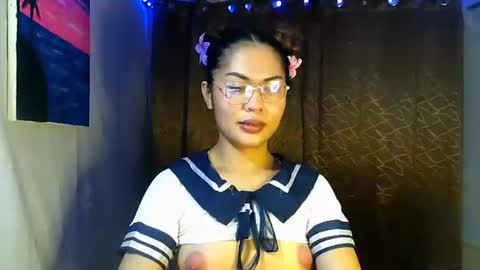 Snapshot of ur_perfectgirlmsa chatting on March 5, 1:28 pm Ms. A lets go pass or pvt show online show from March 5, 1:28 pm