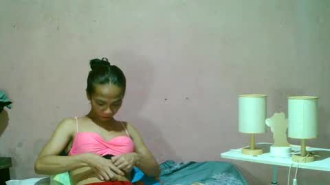 Snapshot of ur_sexybabe_ehra chatting on September 18, 5:48 pm ur_sexybabe_ehra online show from September 18, 5:48 pm