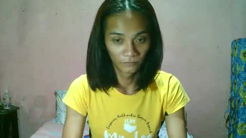 Snapshot of ur_sexybabe_ehra chatting on December 18, 7:47 am ur_sexybabe_ehra online show from December 18, 7:47 am