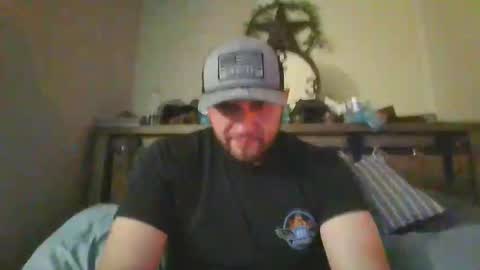 ur_zaddy4now online show from January 28, 7:00 am