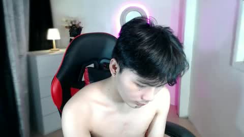 Snapshot of urasaintwink chatting on November 14, 10:58 am Bran online show from November 14, 10:58 am