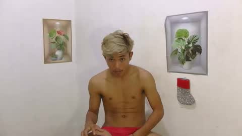 urasian_jomarie online show from March 1, 3:14 pm