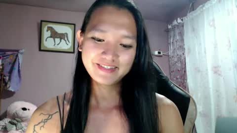 NEWRA  ALLISON online show from February 18, 12:17 pm