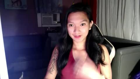 NEWRA  ALLISON online show from October 10, 7:46 pm