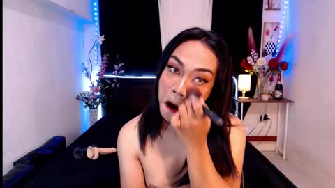 Snapshot of urasian_olivia1 chatting on January 29, 9:55 am Olivia online show from January 29, 9:55 am