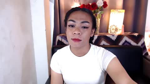 Snapshot of urasian_olivia1 chatting on February 12, 6:19 pm Olivia online show from February 12, 6:19 pm