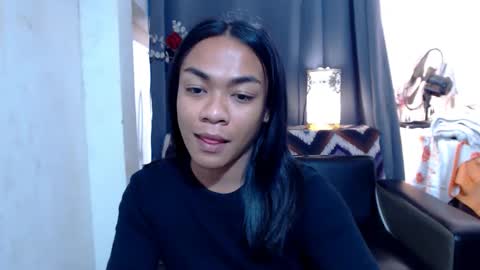 Snapshot of urasian_olivia1 chatting on February 24, 1:57 am Olivia online show from February 24, 1:57 am