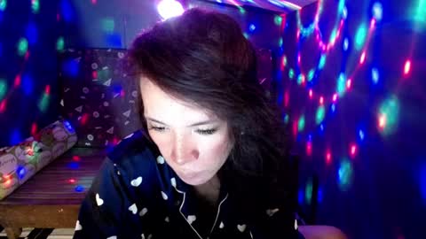 yana online show from March 9, 11:58 am