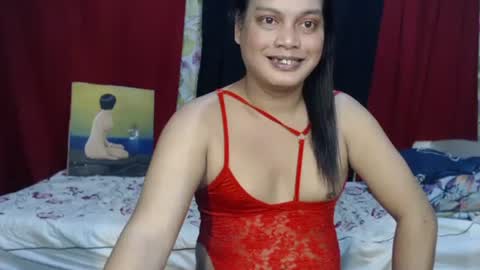 Snapshot of urasiandominaxx chatting on March 8, 11:28 pm Diane online show from March 8, 11:28 pm