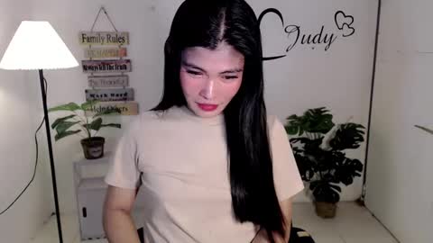 urasianpinayjudyxxx online show from February 7, 12:39 pm
