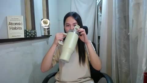 Erika online show from March 6, 1:46 pm