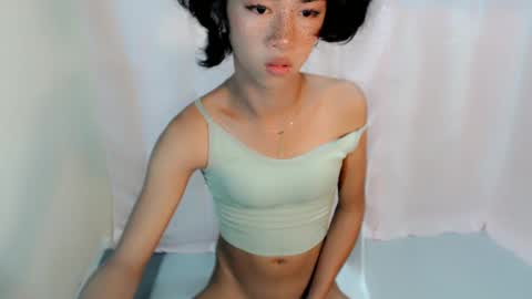 urasianyana online show from April 18, 7:07 pm