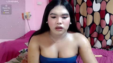 Snapshot of urbabysofia0305 chatting on October 20, 11:32 am Sofia online show from October 20, 11:32 am