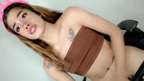 Haley Mhate online show from February 22, 5:13 pm