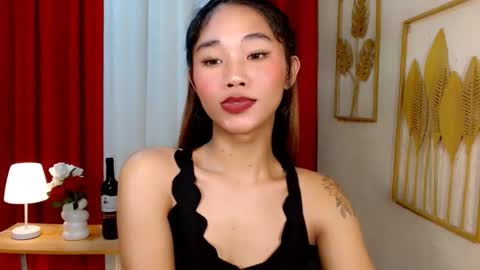 Snapshot of urcaptivatingmaria chatting on November 18, 3:27 pm UrCaptivatingMaria online show from November 18, 3:27 pm