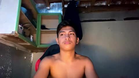 Snapshot of urcuteguy_jhonx chatting on October 4, 7:50 am Dannie online show from October 4, 7:50 am