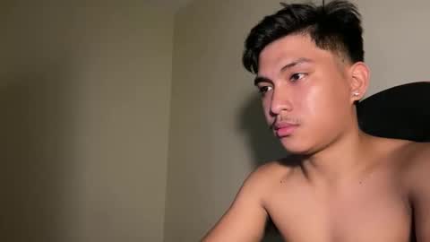 Snapshot of urcuteguy_jhonx chatting on October 22, 8:14 am Dannie online show from October 22, 8:14 am