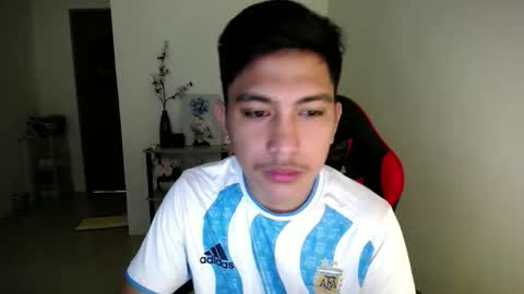 Snapshot of urcuteguy_jhonx chatting on November 18, 3:12 am Dannie online show from November 18, 3:12 am