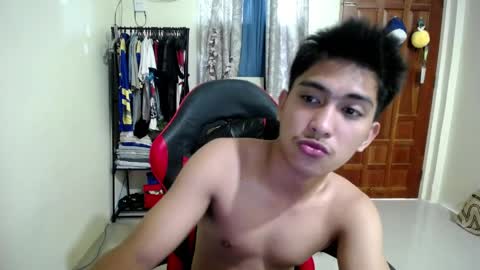 Dannie online show from April 21, 2:51 am