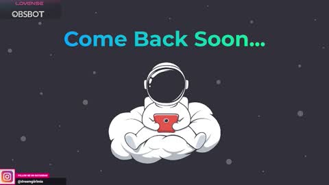 Snapshot of urdreamgiirl chatting on December 4, 9:45 pm Mia Miller online show from December 4, 9:45 pm