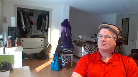 Snapshot of urfavteach50 chatting on January 15, 8:05 pm Gregor online show from January 15, 8:05 pm