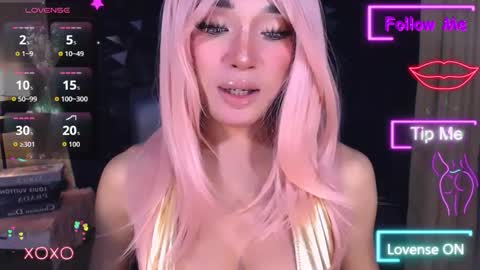 Snapshot of urgoddess_bella chatting on October 26, 11:38 am My bella 3 online show from October 26, 11:38 am