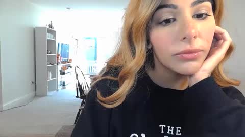 Snapshot of urgoddessmarla chatting on October 9, 6:50 pm Goddess Marla online show from October 9, 6:50 pm